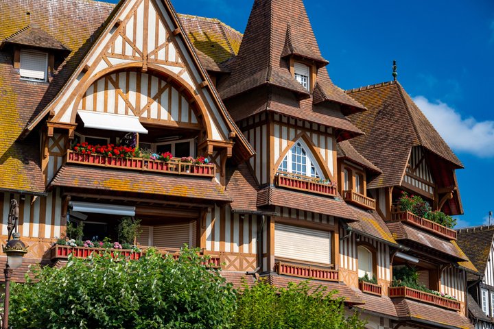 Etretat & Honfleur da Deauville | Tour privato | Guida facoltativa