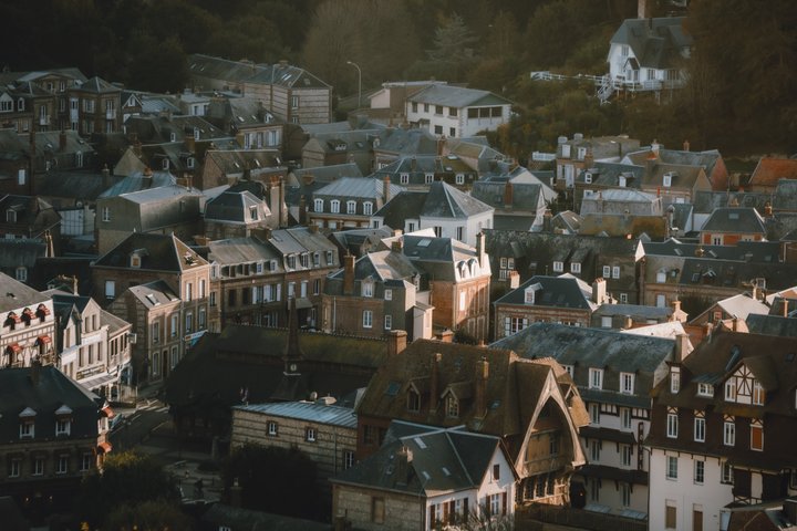 Etretat & Honfleur da Deauville | Tour privato | Guida facoltativa