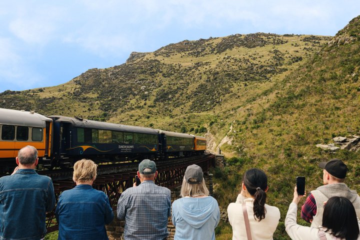 Restauranter i nærheden af Taieri Gorge Scenic Railway Journey from Dunedin