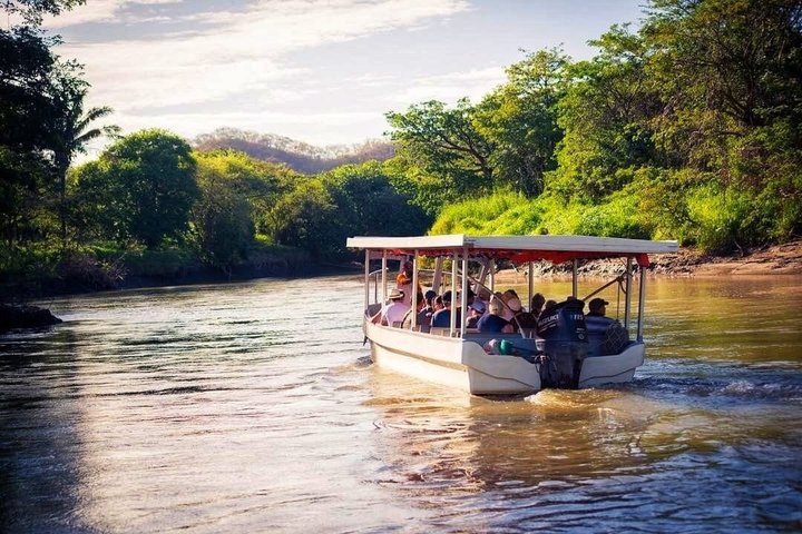 Safari Palo Verde Flusskreuzfahrt, Zuckerrohrschnaps & Kulturtour