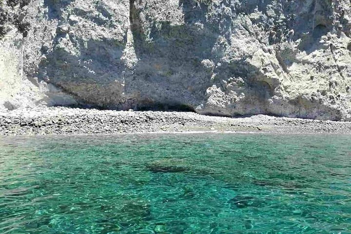 Antiparos & Despotiko: Zwemmen, verkennen en genieten van lunch vanuit Paros