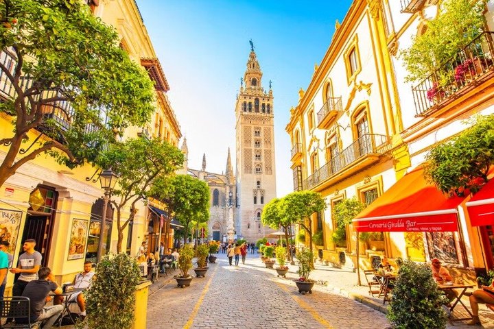 Miglior Tour Cruise-Friendly da Cadice a Siviglia con tempo libero