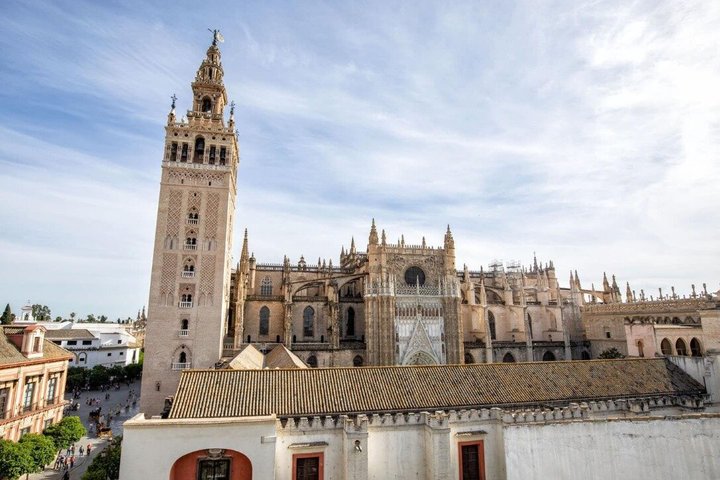 Miglior Tour Cruise-Friendly da Cadice a Siviglia con tempo libero