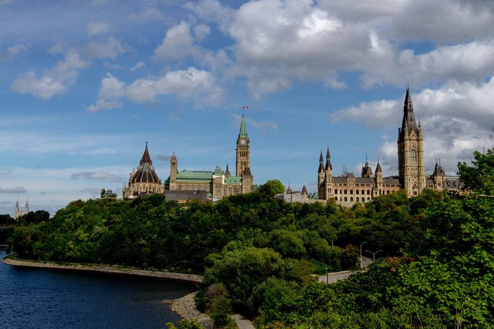 Visite de la ville d’Ottawa Premium avec croisière sur la colline du Parlement et le canal