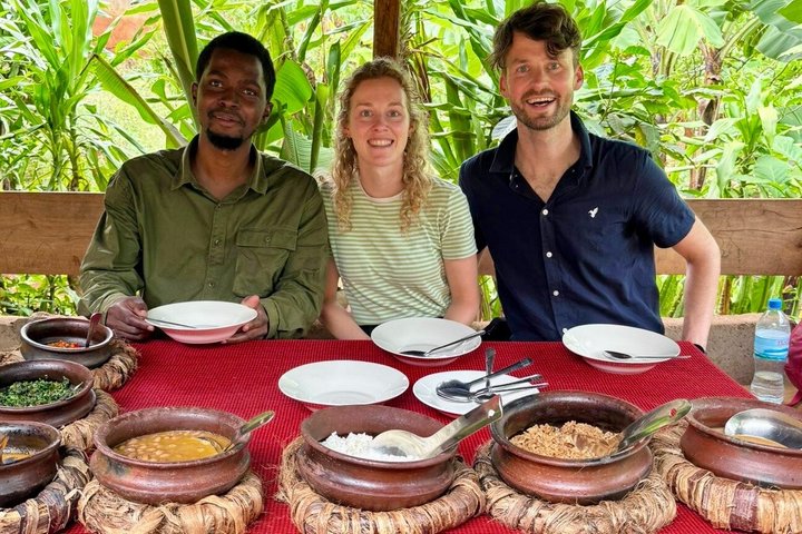 Materuni Wasserfälle, Kaffeeplantagen & Bananenbiererlebnisse