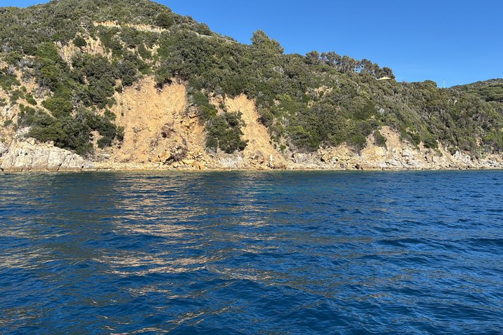 Viaje diario en velero por la isla de Elba