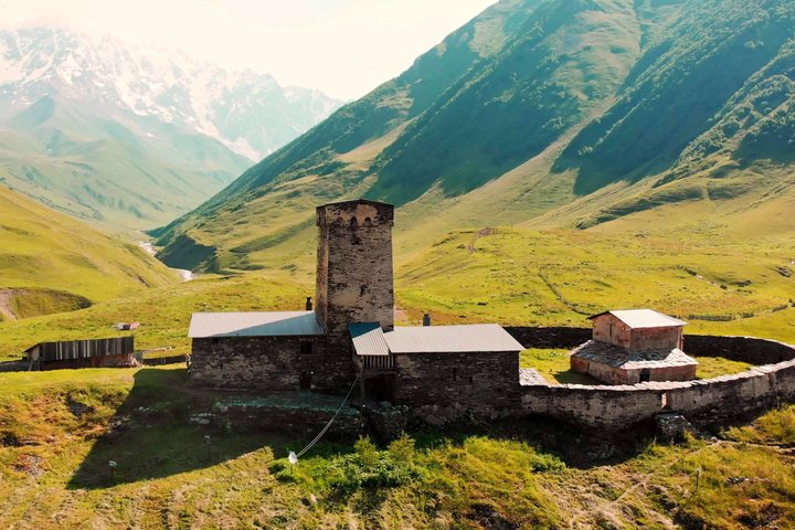 Tour privato di un giorno da Kutaisi al Passo di Svaneti Zagar e Ushguli