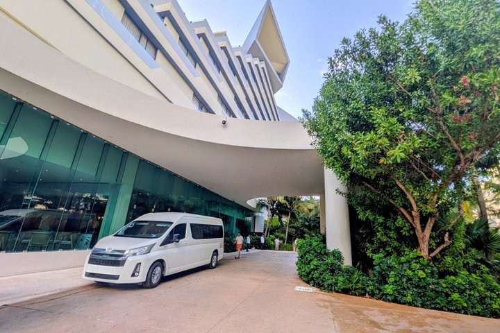 Cancun Airport Private Transfers for Groups