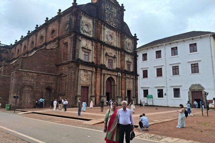 Scopri i tesori di Goa: un'escursione a terra di un'intera giornata