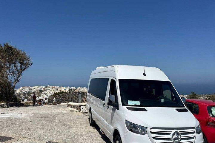 Visite privée d'une demi-journée à Santorin : Oia, Imerovigli et Red Beach