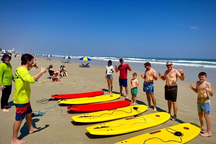 Impara a fare surf a Daytona Beach Lezioni di surf Principianti per tutti