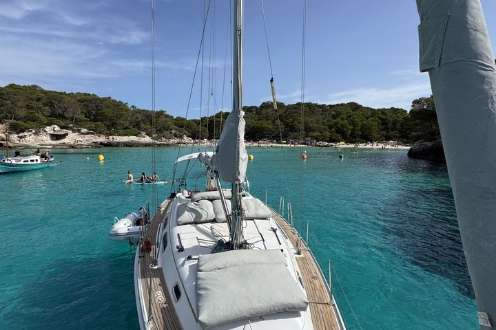 Menorca: Privat seiltur fra Cala Galdana langs sørkysten