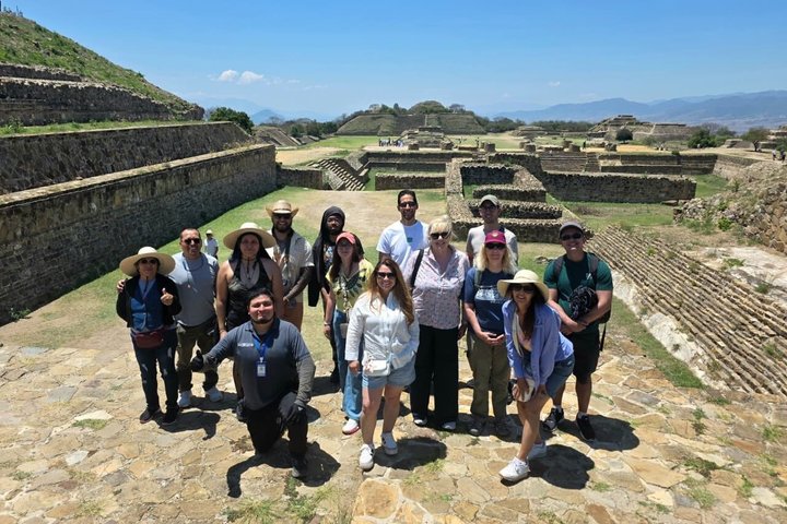 Monte Albán i 3 timer, Barro Negro og Alebrijes med inngang inkludert