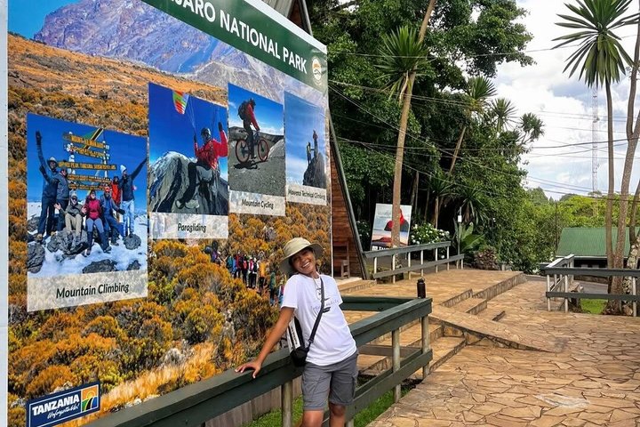 Experiencia de un día en el Kilimanjaro por KILITA SAFARIS