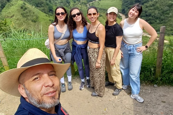 Tour privato di charme nella Valle del Cocora, Salento e Filandia