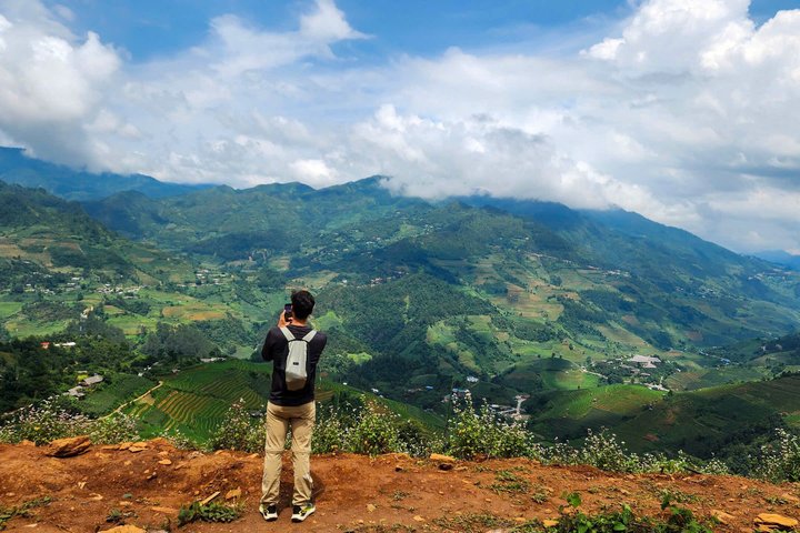 Mu Cang Chai Rundfahrt mit Ortskundiger Reiseleiter & Bienenwachsmalerei