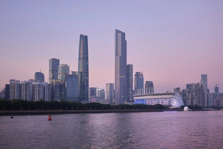 Tour nocturno privado en Guangzhou: Torre Canton y Río Perla