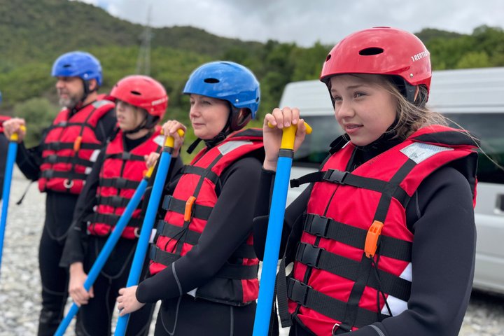 Visita guiada de rafting - Parque Nacional del Río Vjosa - Permet, Albania