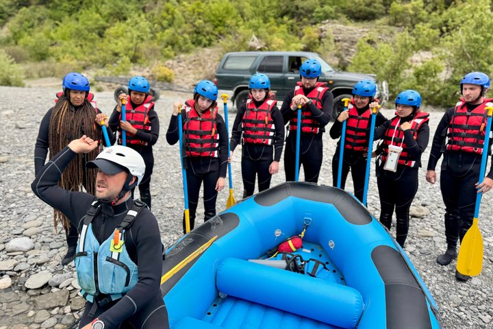 Visita guiada de rafting - Parque Nacional del Río Vjosa - Permet, Albania
