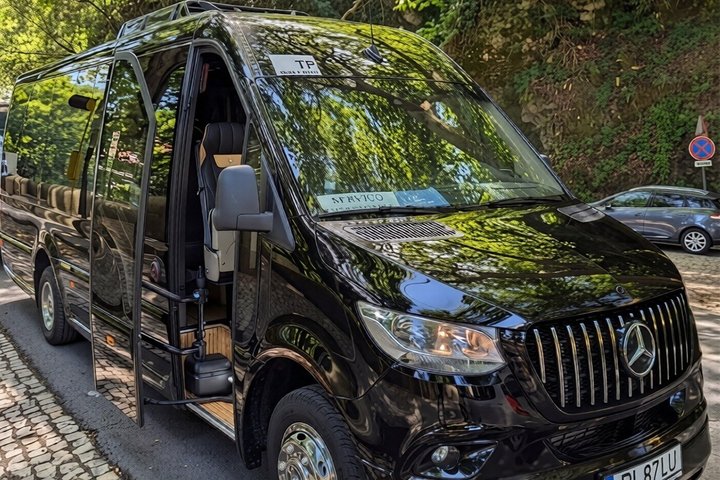 Sintra : Regaleira Guided Tour & Tickets (Add-on Pena, Monserrate)
