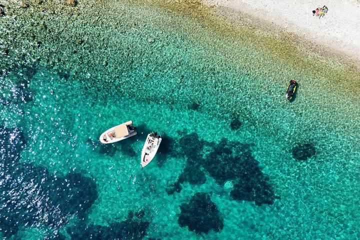PIGS BAY en Isla ATOKOS / LEFKADA - Crucero en barco de día privado