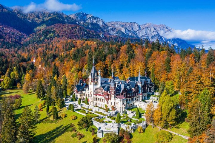 Visite du château de Brasov: visite privée du château de Bran et du palais Peles à Sinaia