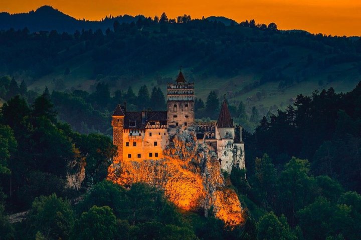 Visite du château de Brasov: visite privée du château de Bran et du palais Peles à Sinaia