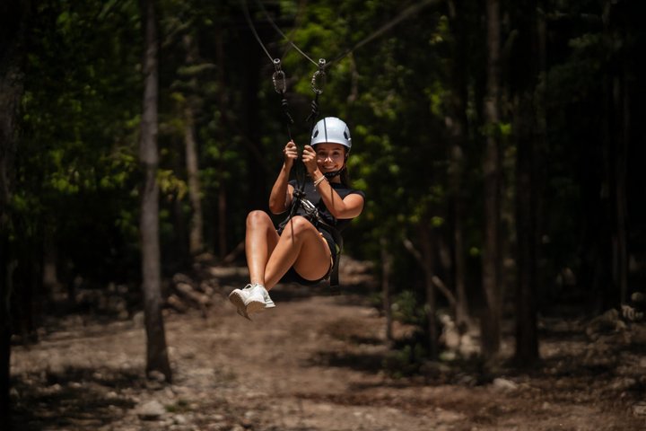 Cancún ATV, tirolina, Cenote, paseos a caballo y degustación de tequila