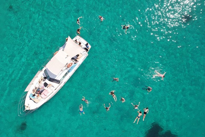 Hoteller i nærheden af Paxos Antipaxos and Blue Lagoon
