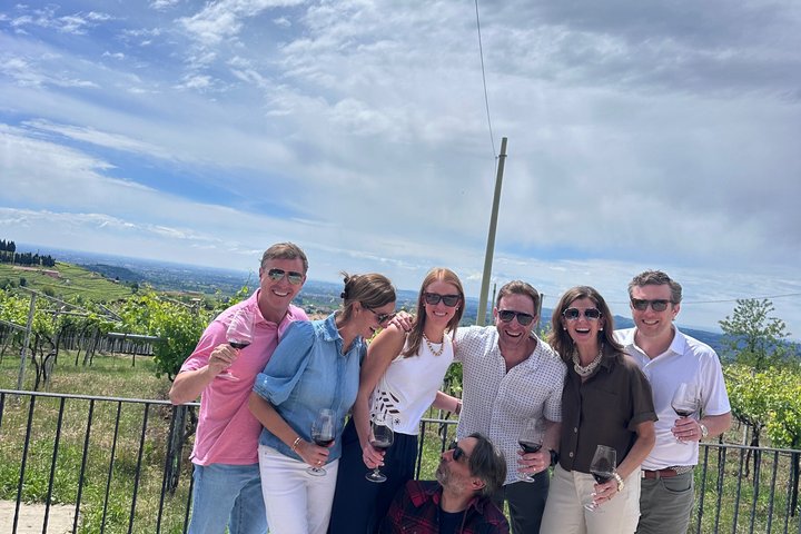 Große Tour durch Valpolicella : Schwerpunkt Amarone, 2 Weingüter und Mittagessen