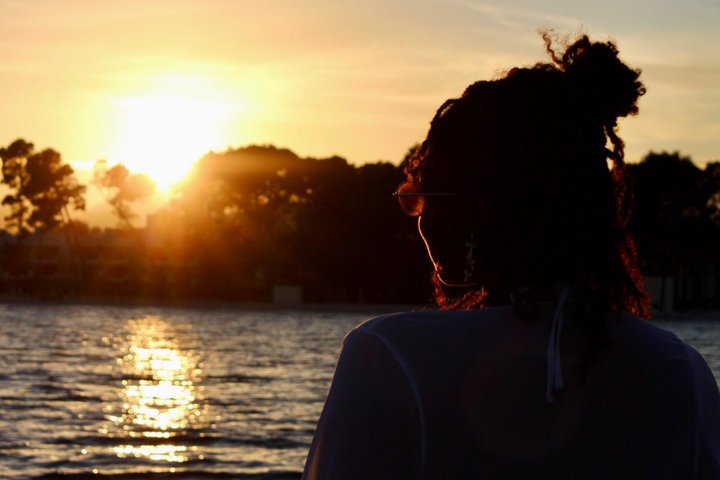 Sonnenuntergangskreuzfahrt in Alcudia mit Tapas & Schwimmen
