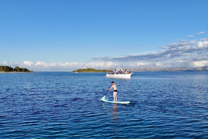 Sonnenuntergangskreuzfahrt in Alcudia mit Tapas & Schwimmen