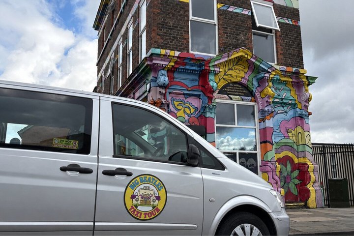 Tour privado en taxi por Liverpool Beatles + final de cueva