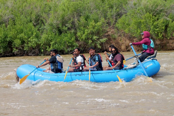 Moab Rivertrippers Escursione di rafting di mezza giornata sul fiume Colorado ~ DIVERTIMENTO!