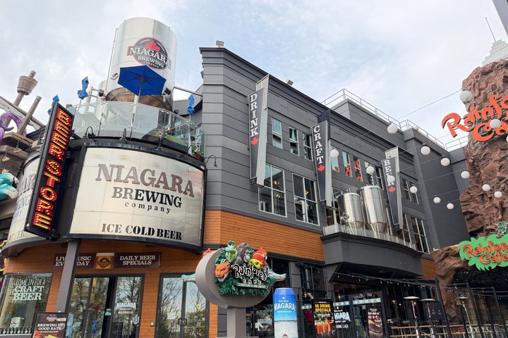 Privat taxitransfer från Buffalo till Niagarafallen Kanada