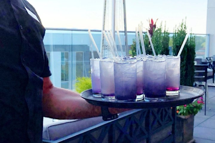 Asheville Rooftop Sunset Tour com cocktails e vistas da montanha