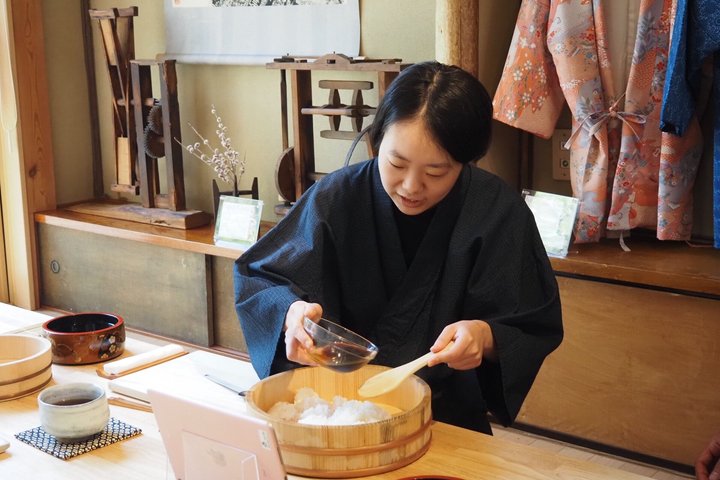 Privat sushilektion i Tokyo–6 slag, kulturhistoria och full måltid