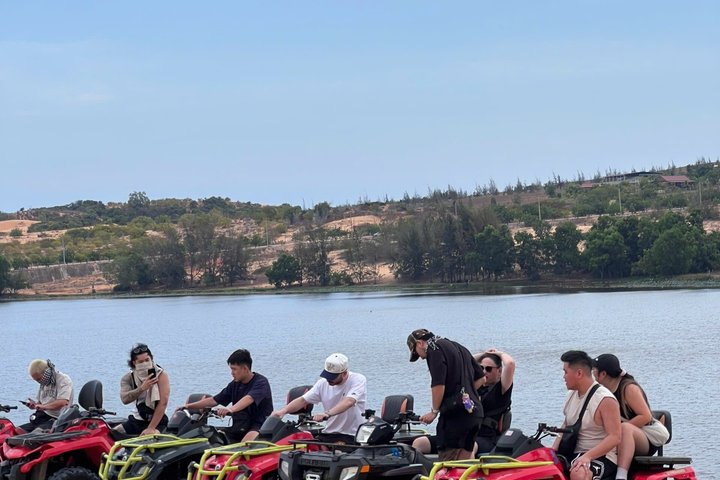 Mui Ne Sand Dunes Jeep Tour mit Quad-Bike Erfahrung
