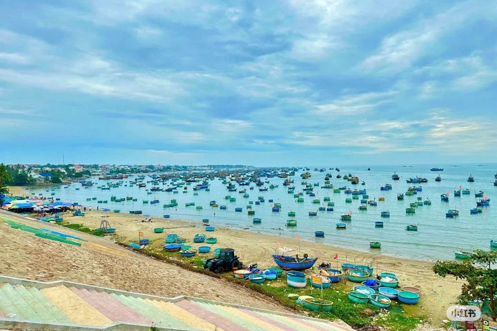Mui Ne Sand Dunes Jeep Tour mit Quad-Bike Erfahrung