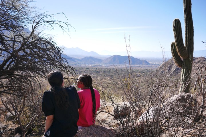 CAFAYATE Caminar por los Parajes y Kilometro de Historias