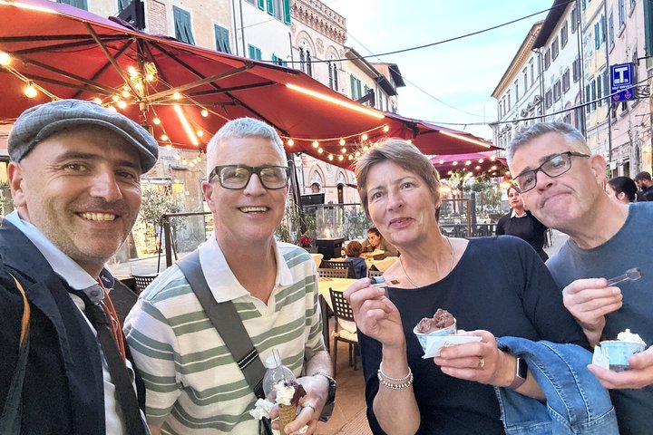 Pisa Street Food and City Highlights Walking Tour