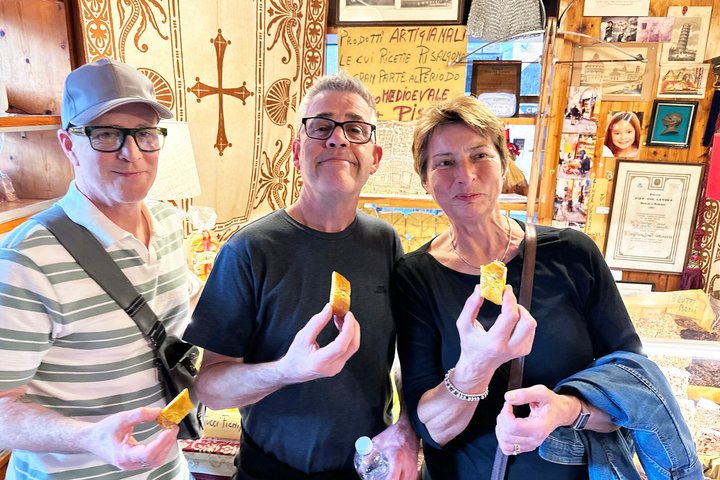 Pisa Street Food and City Highlights Walking Tour