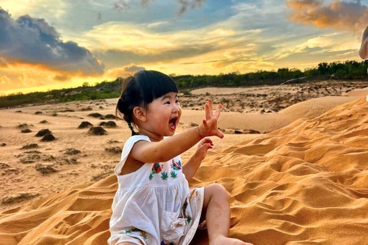 Tour privato in jeep all'alba o al tramonto delle dune di sabbia Mui Ne, Vietnam