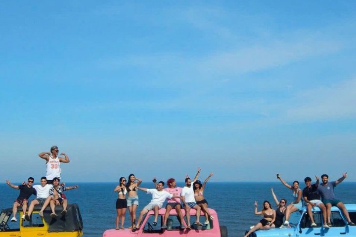 Tour privato in jeep all'alba o al tramonto delle dune di sabbia Mui Ne, Vietnam