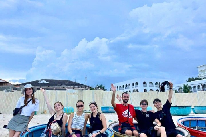 Tour privato in jeep all'alba o al tramonto delle dune di sabbia Mui Ne, Vietnam
