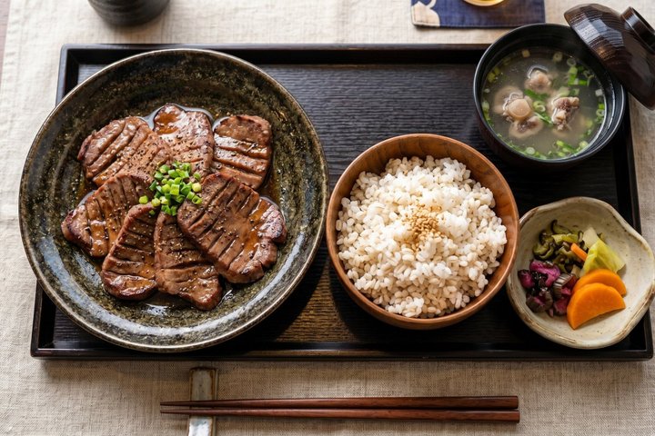 Sendai Gyutan Lokale Eten Tour met Gelicentieerde Gids