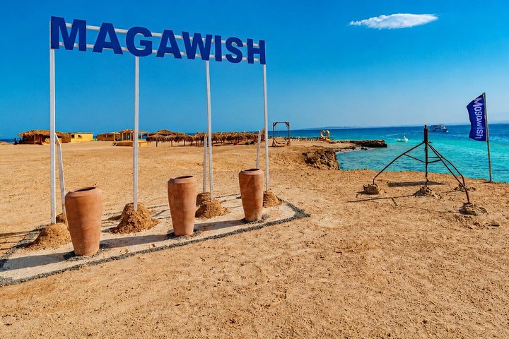 Hurghada: VIP Seafood Yacht till 3 öar, delfiner och snorkling