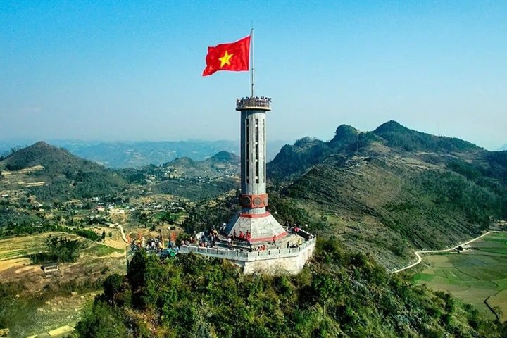 Trasferimento privato da Ha Giang a Hanoi / Aeroporto di Hanoi (HAN)