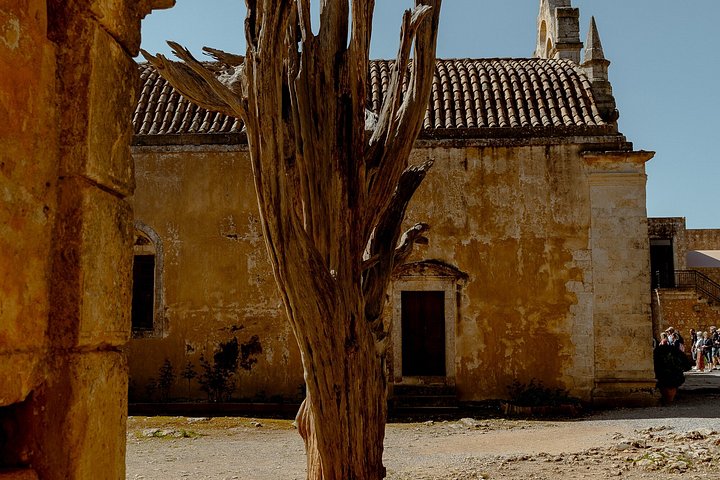 Creta senza tempo : monasteri, villaggi di montagna e grotte leggendarie