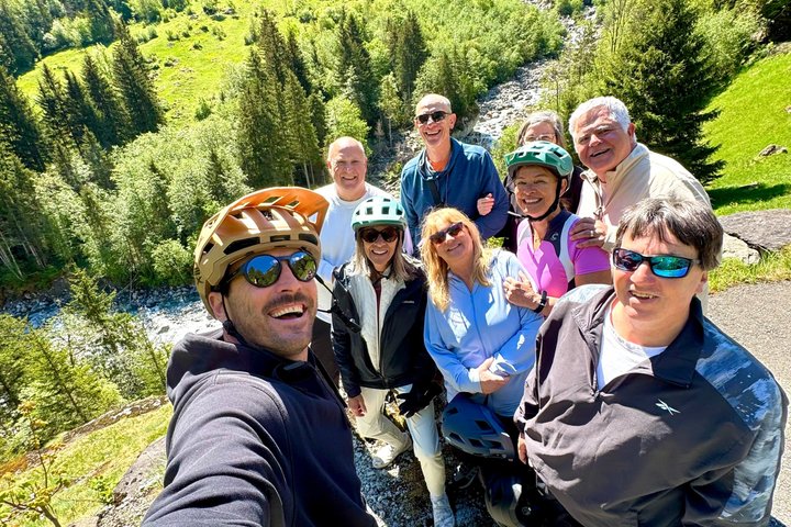 Lauterbrunnen E-Bike Tour - Trümmelbachfälle & versteckte Täler